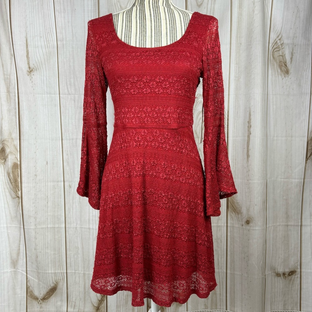 NWT Love Reign As U Wish Lace Dress Lined See Thru Bell Sleeves Red Size Small